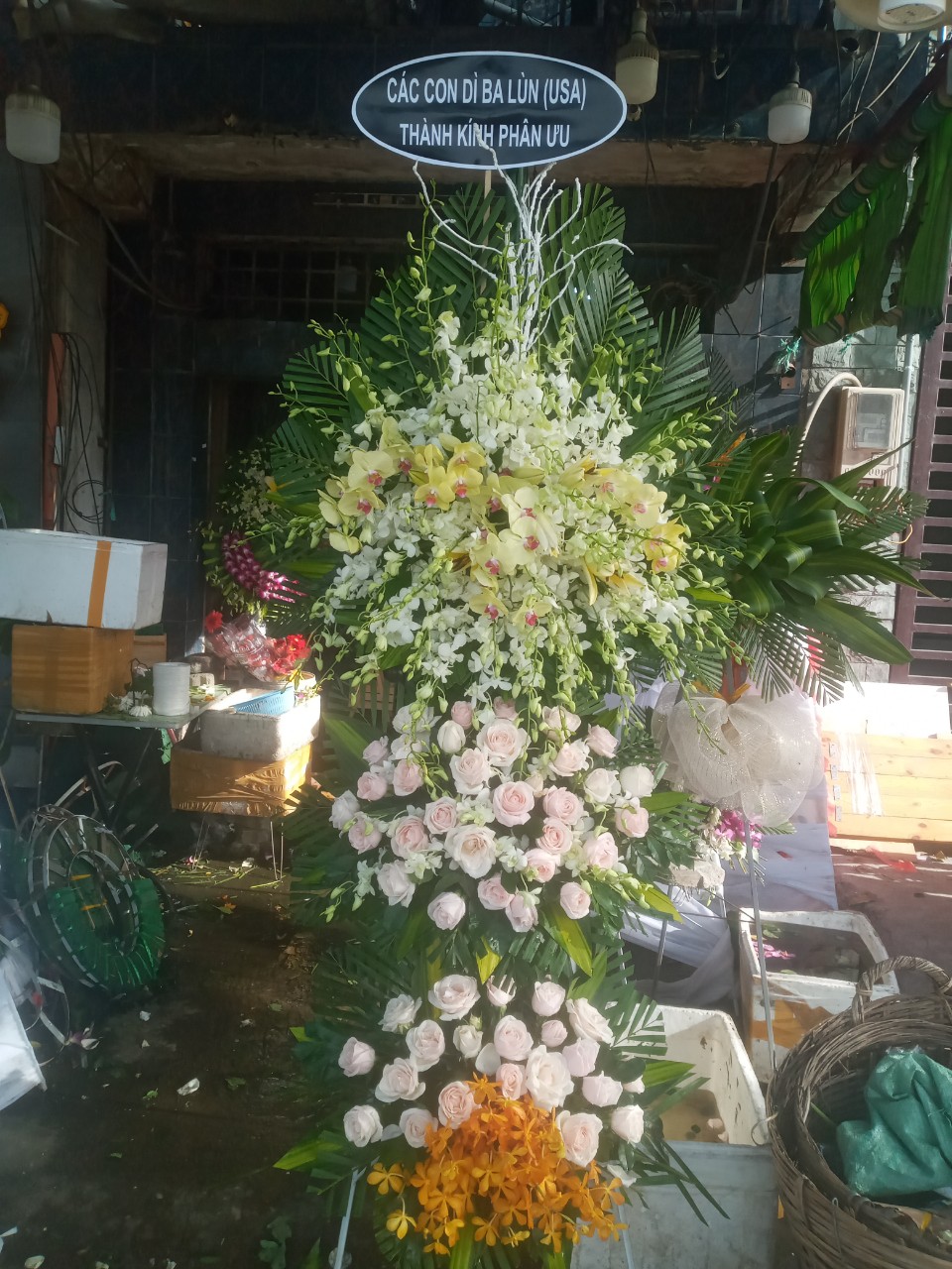 Hoa chia buồn mẫu 1